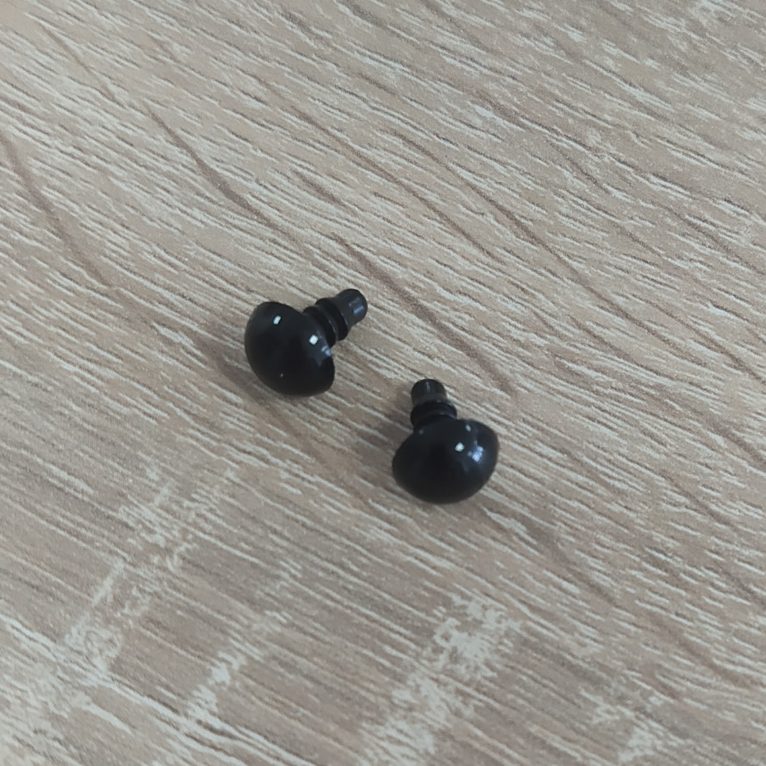 Bezpečnostné oči 9mm