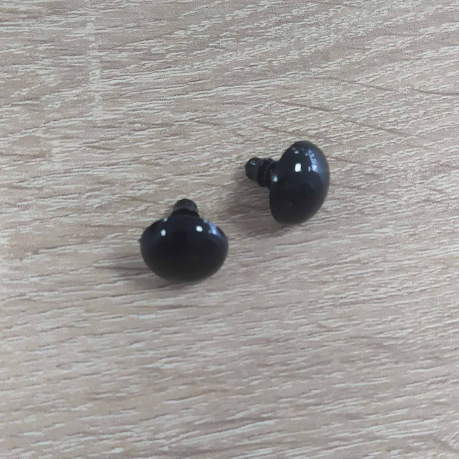 Bezpečnostné oči 14mm