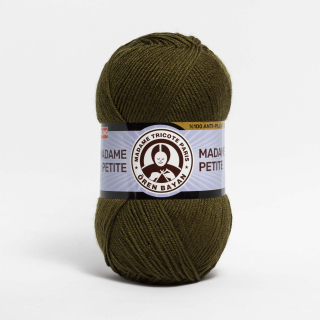 Madame Petite 077