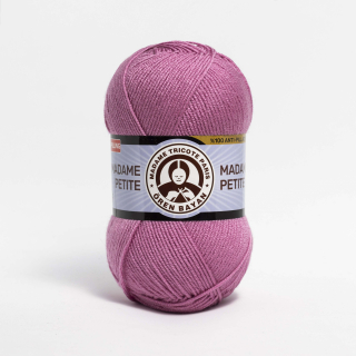 Madame Petite 049