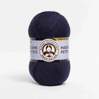 Madame Petite 019
